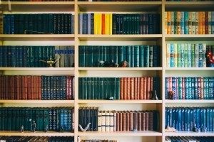 books-in-bookshelf-in-library